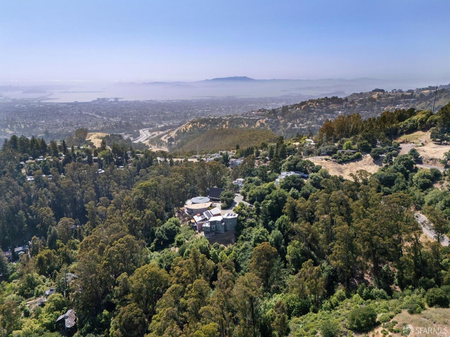 6353 Skyline Boulevard