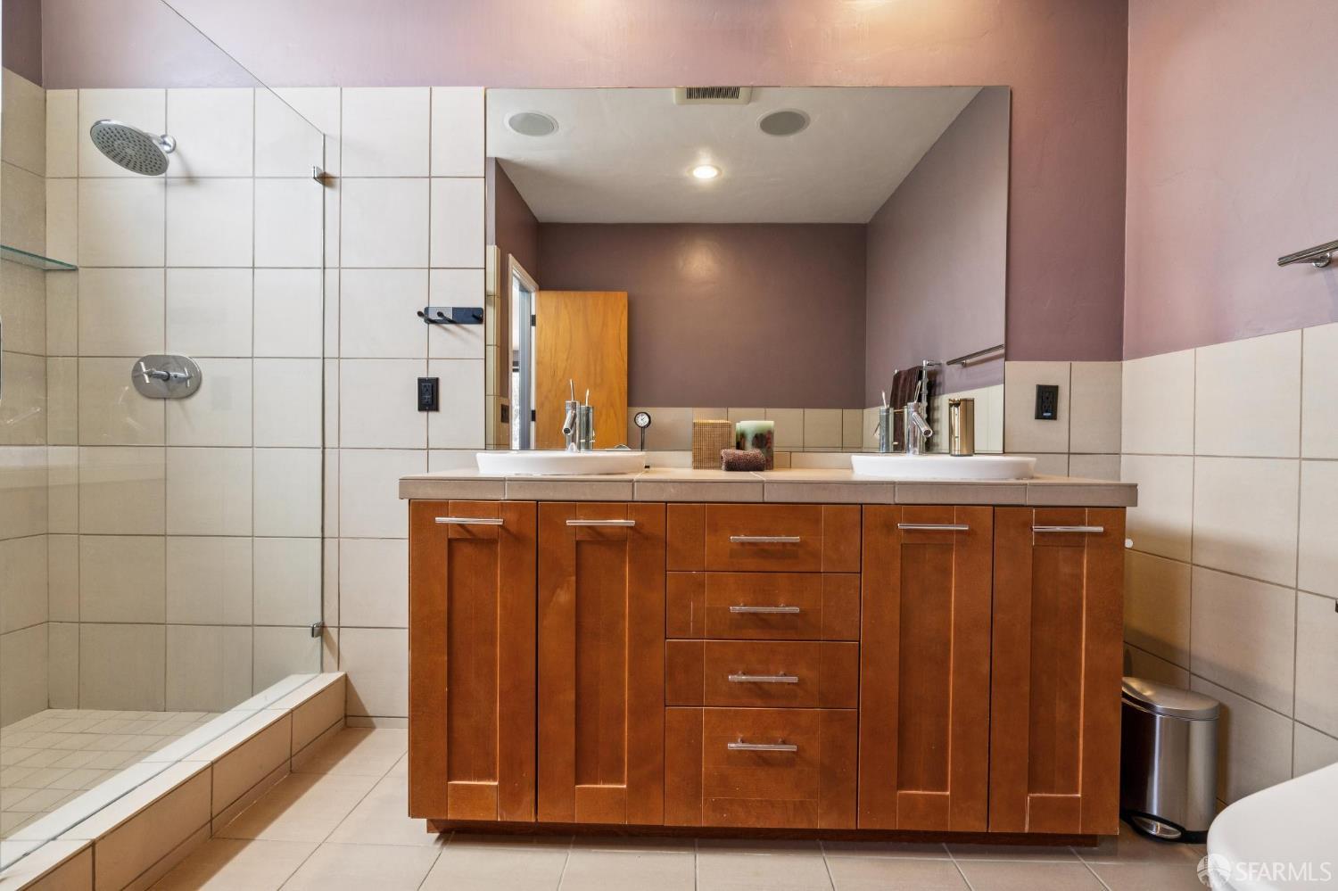 6353 Skyline Boulevard