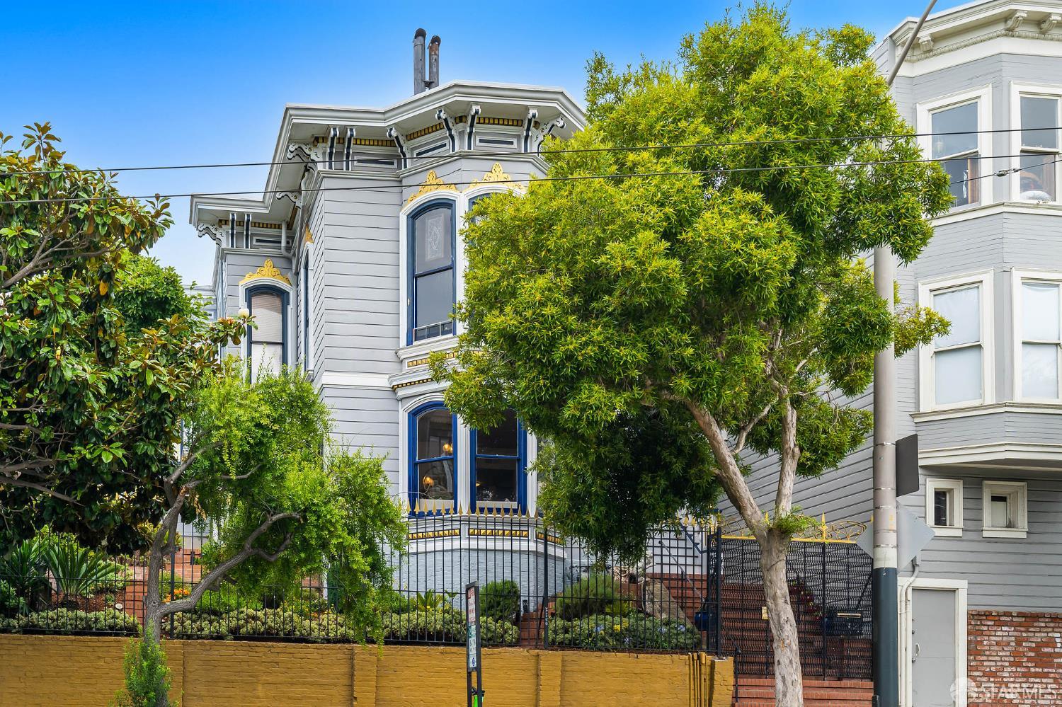 300 Castro Street