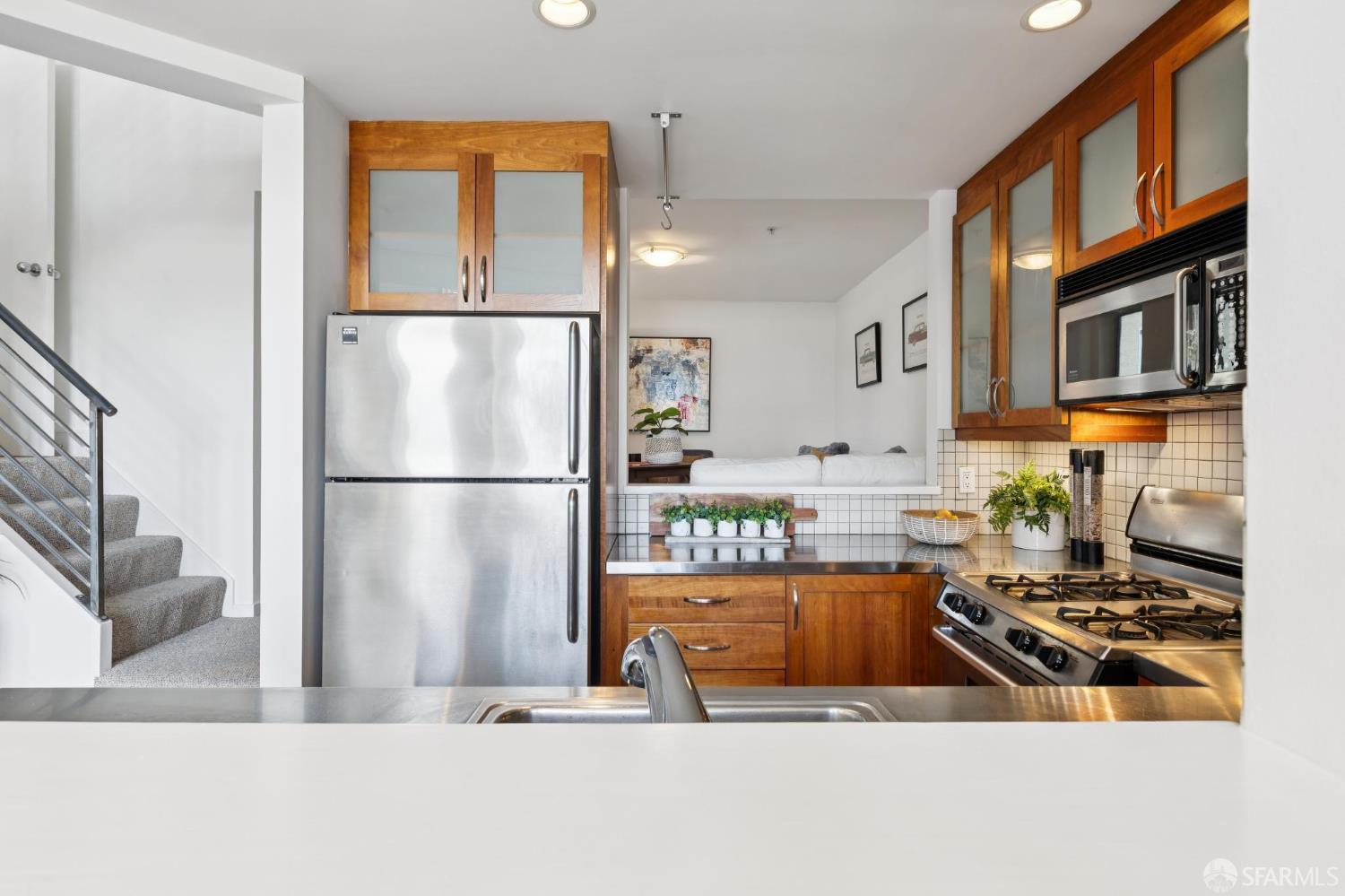 321 Langton Street # 9