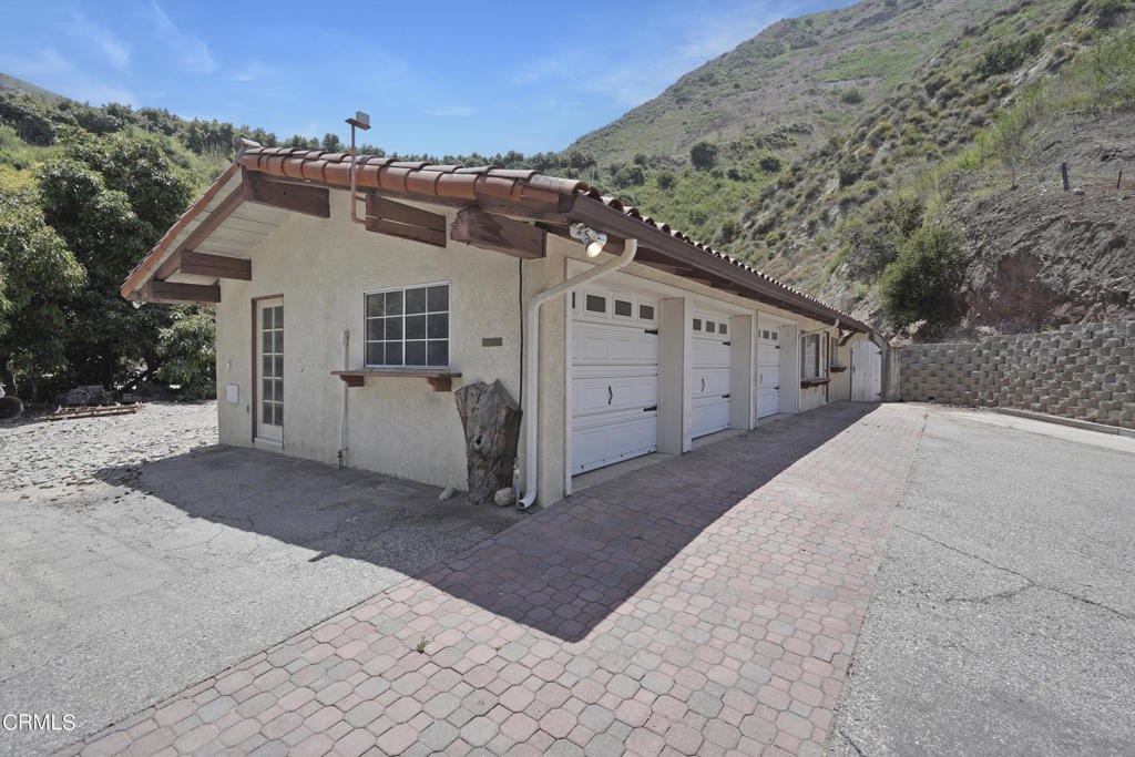 2085 Grimes Canyon Road