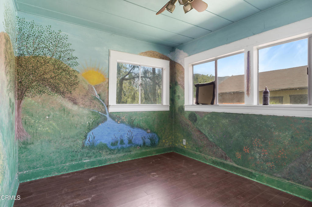 1407 Goodenough Road