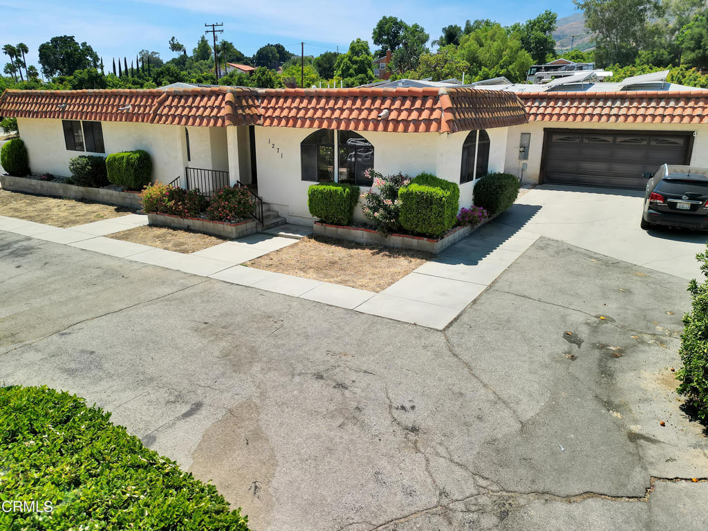 1271 Cliff Avenue