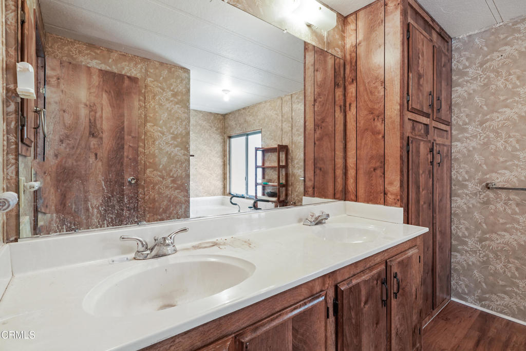 250 E Telegraph Road 319