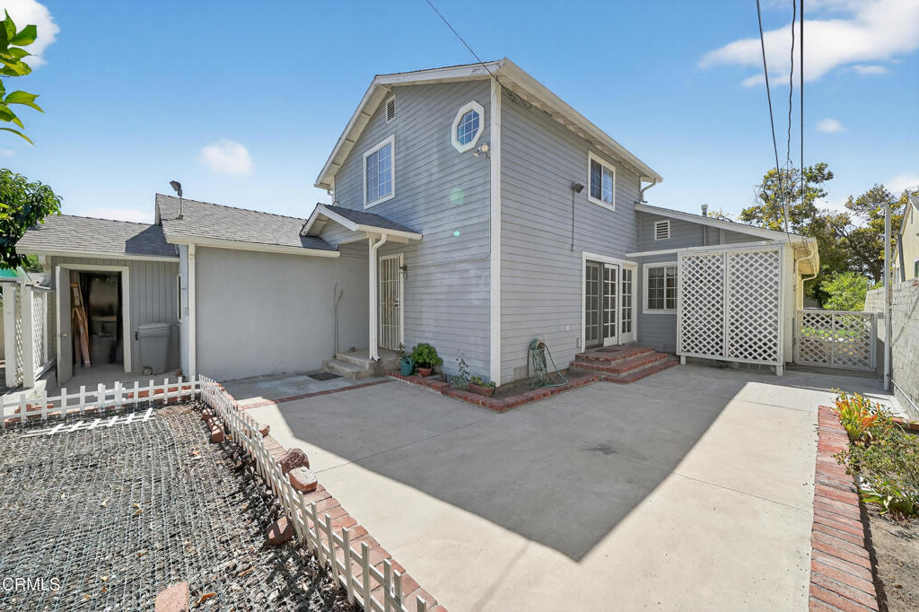638 Clay Street