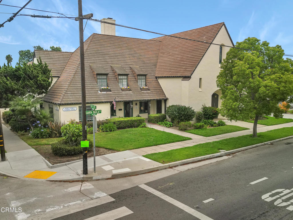 738 E Santa Paula Street
