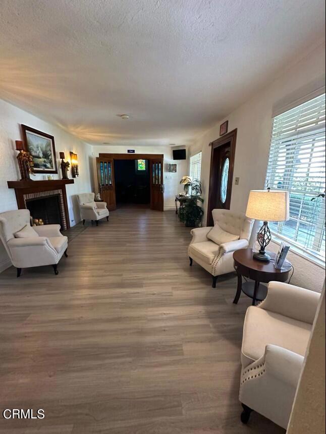 738 E Santa Paula Street