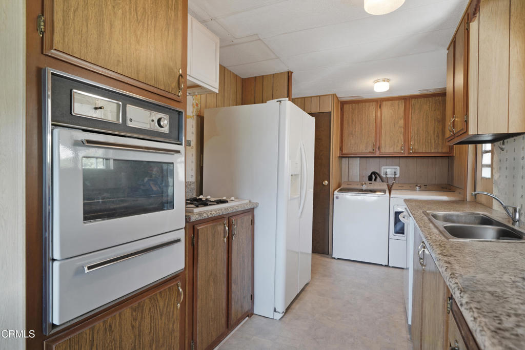 250 E Telegraph Road 221