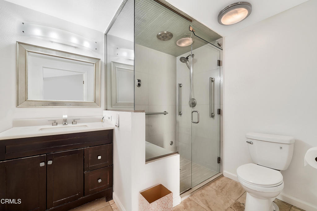 2010 Kingsbridge Way