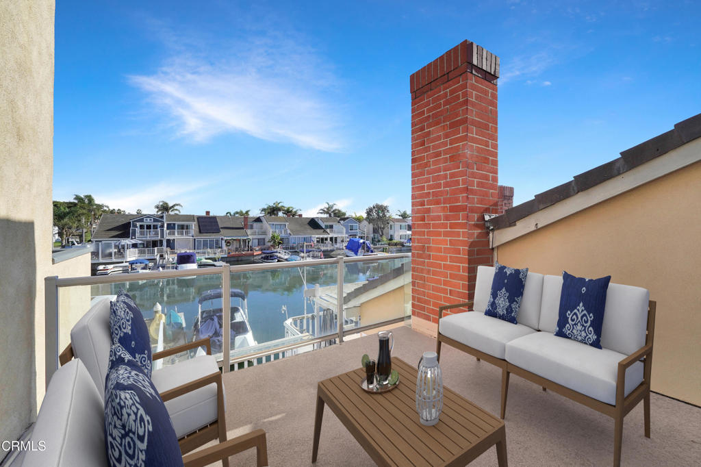 2010 Kingsbridge Way