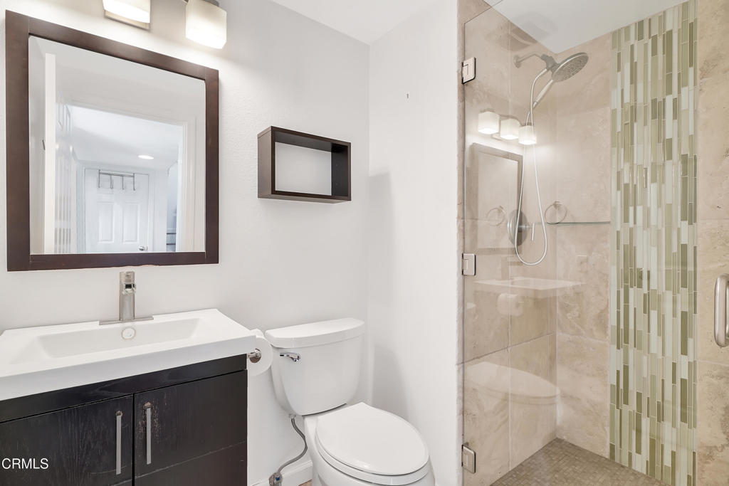 2010 Kingsbridge Way