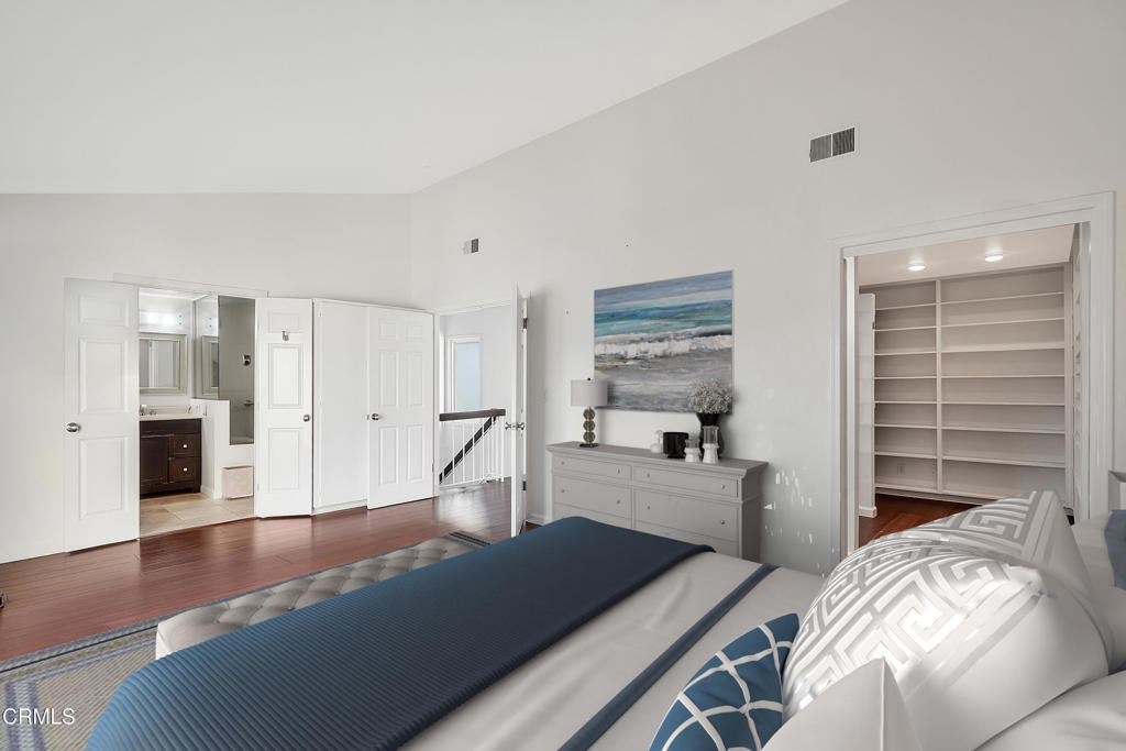 2010 Kingsbridge Way