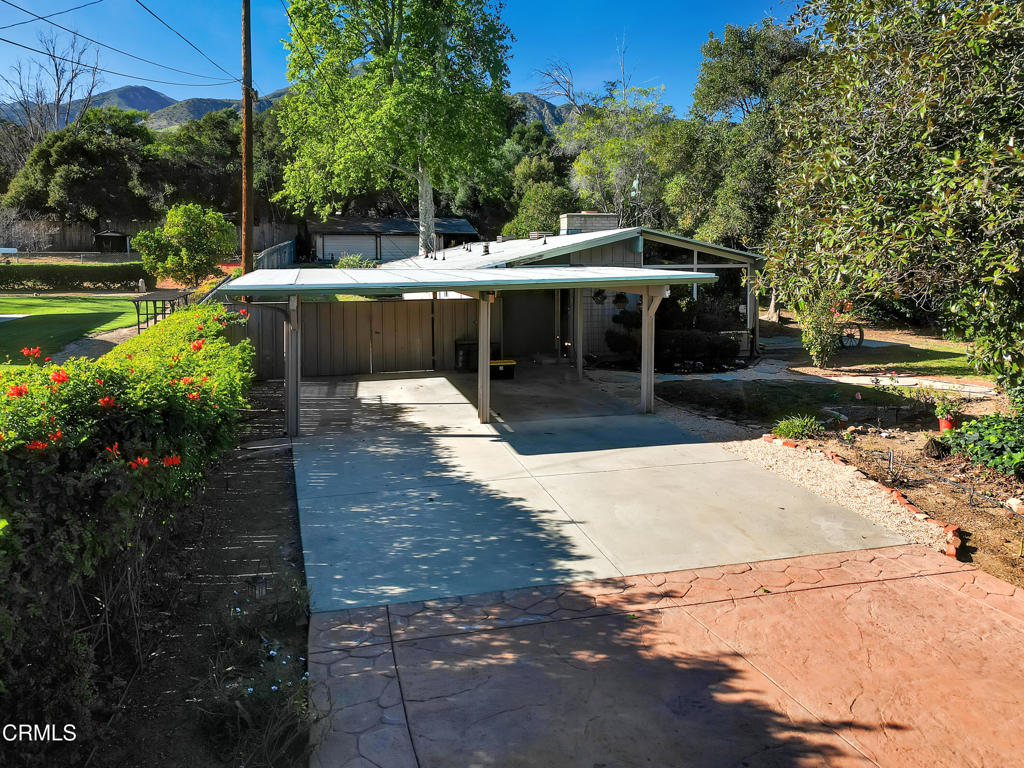 871 Oak Avenue