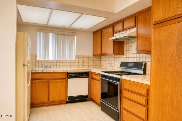 123 Elmhurst Lane