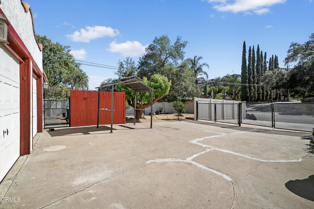 1200 Forest Drive