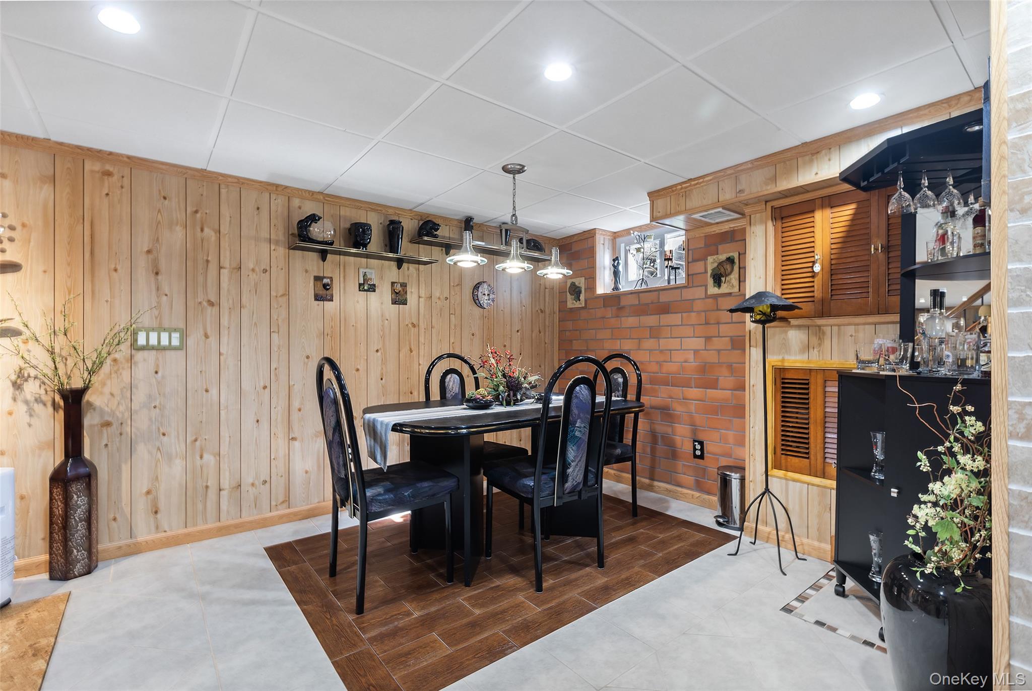 11 Brook Road
