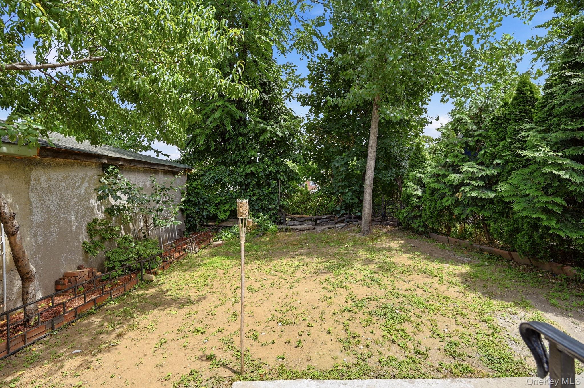4000 Pratt Avenue