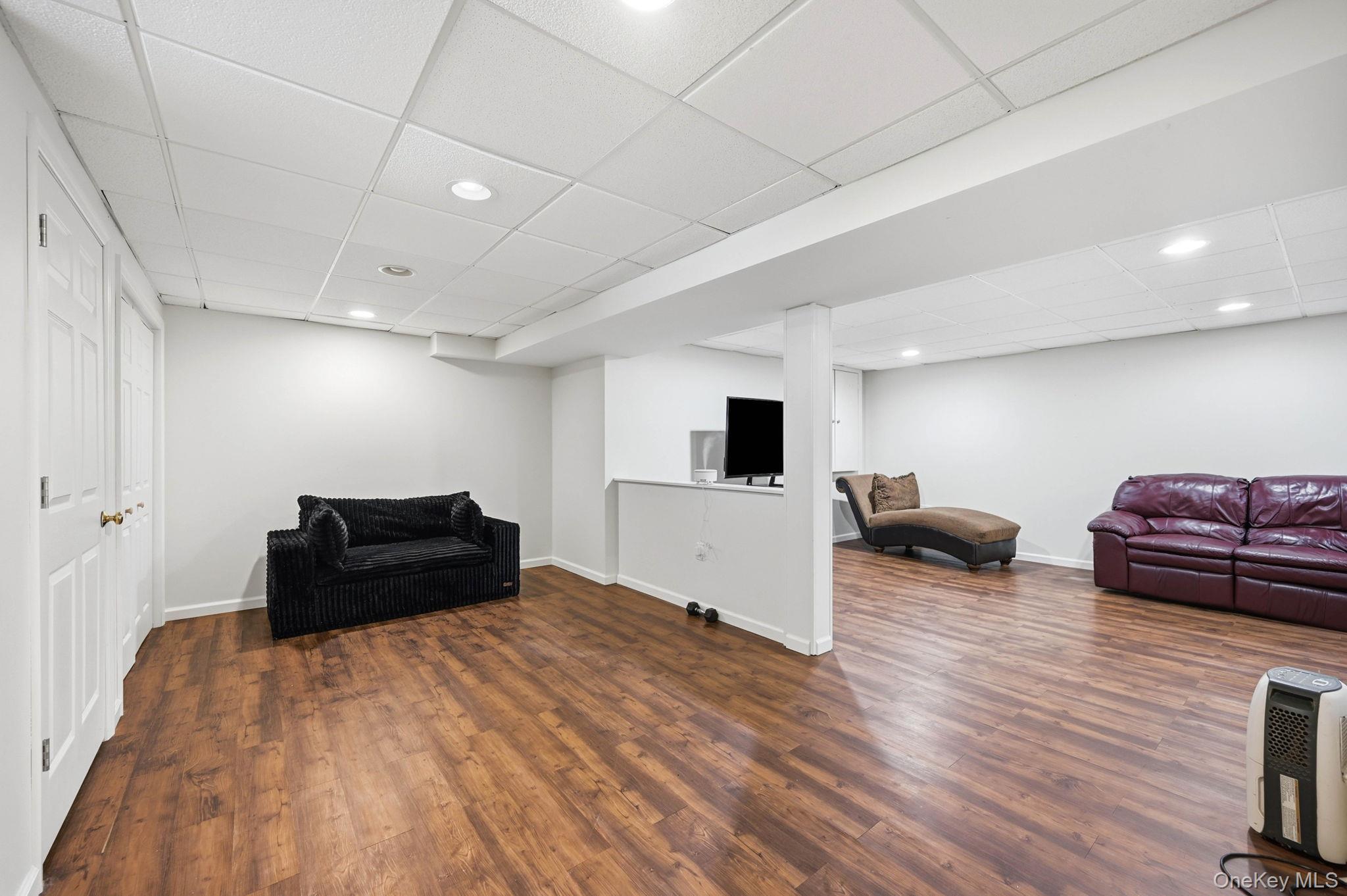 8 Sills Court