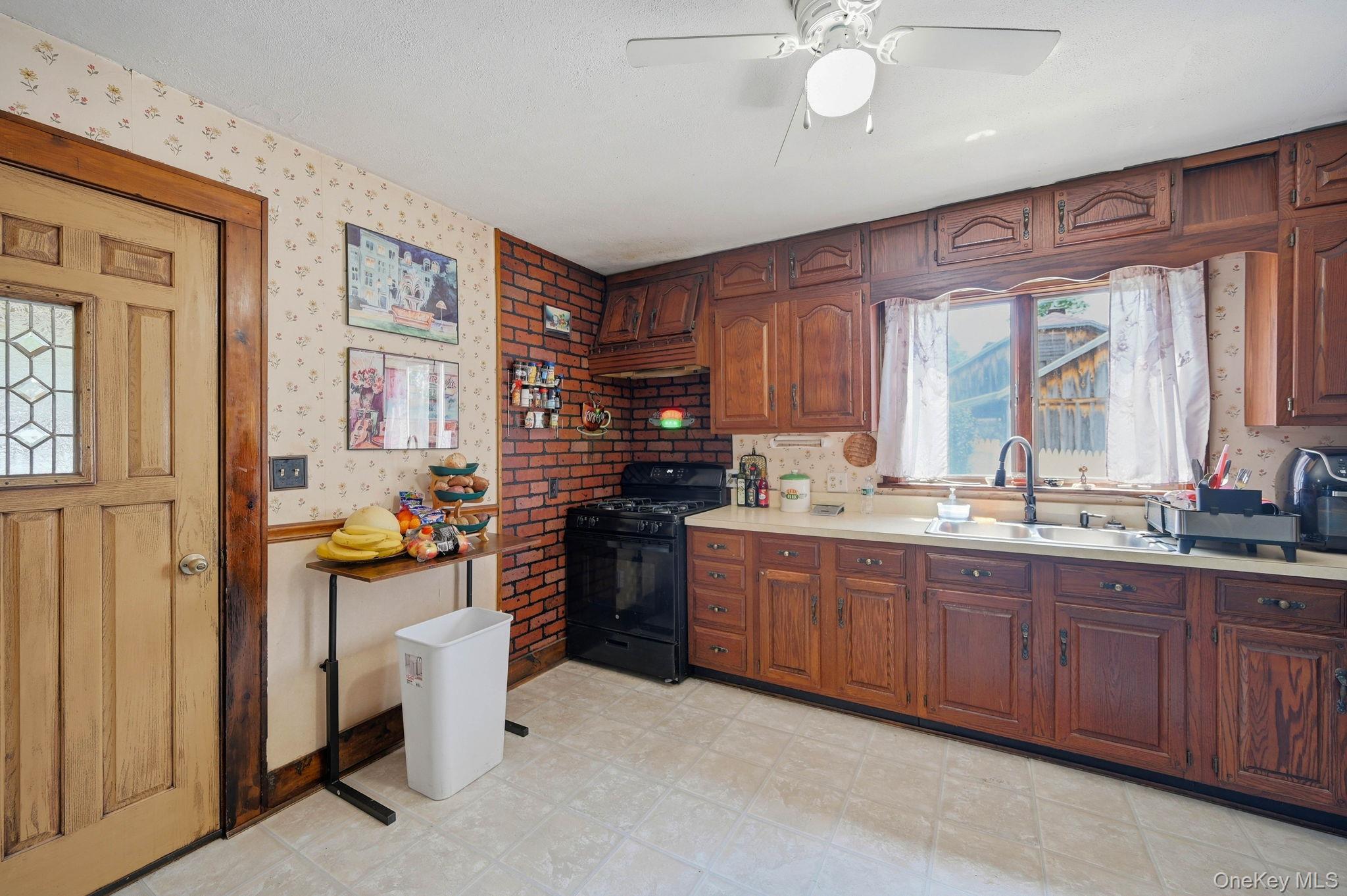 7 Highland Avenue