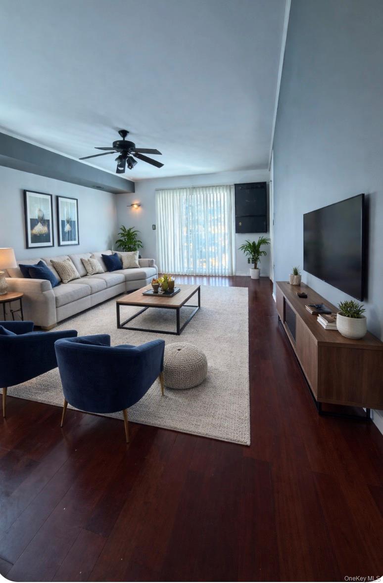 7 Essex Lane Unit: B3