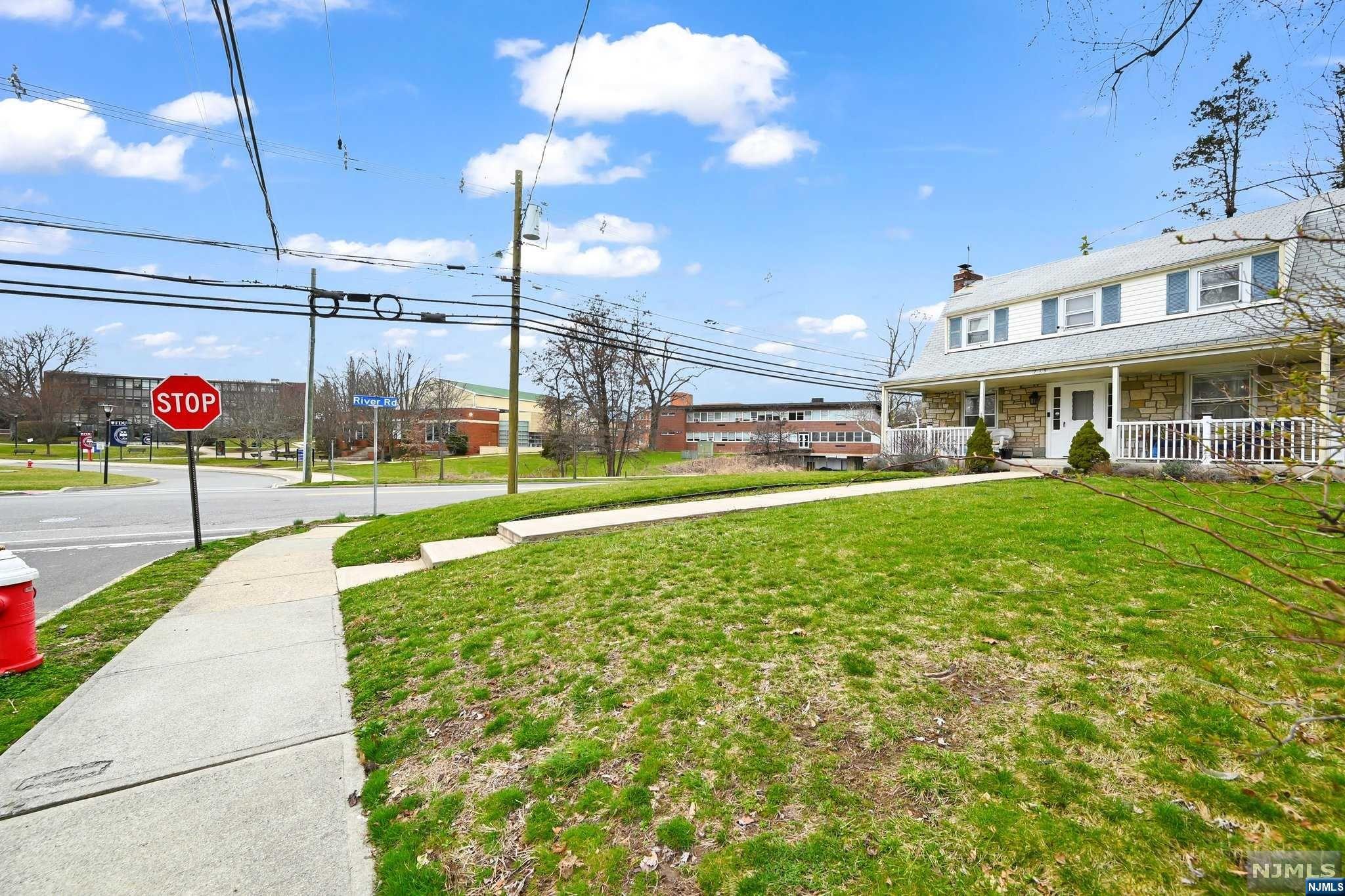 719 Ramapo Road