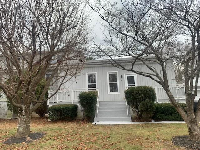 11 Pine Avenue