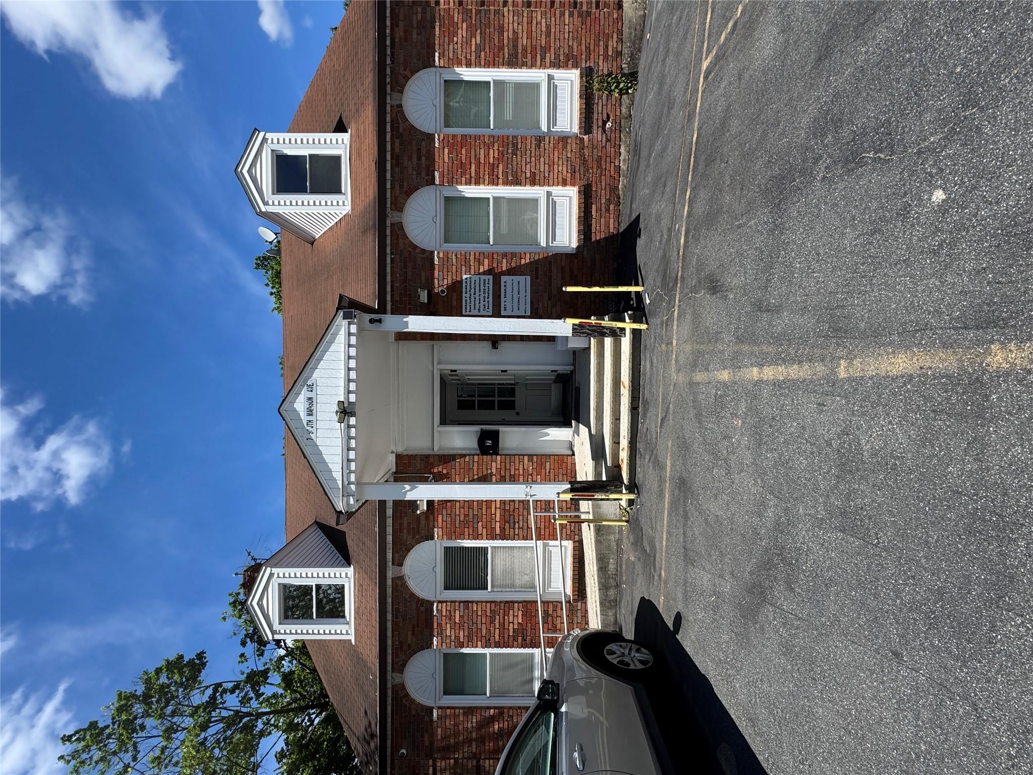 7 S Madison Avenue Unit: Suite 2