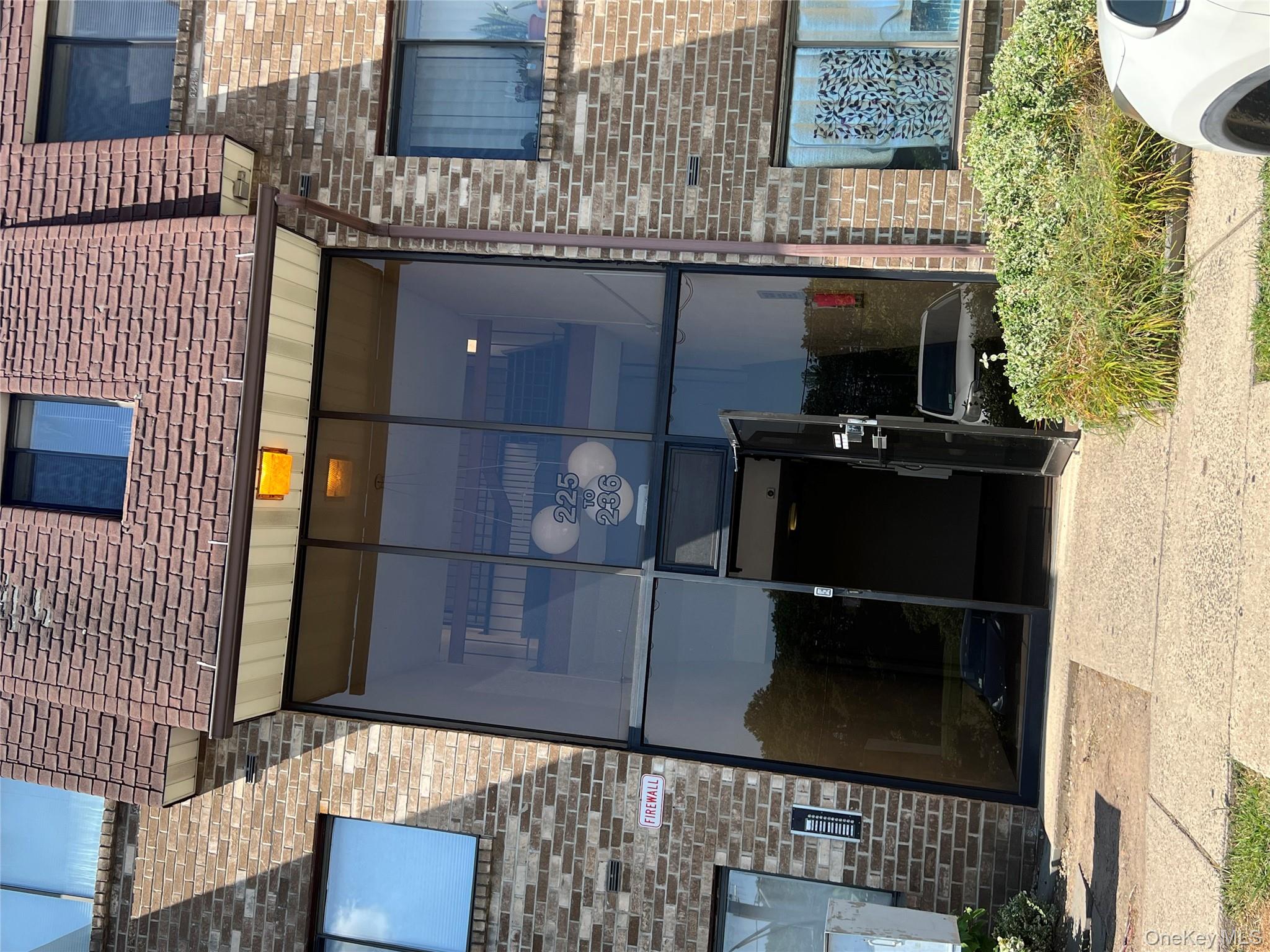 236 Kennedy Drive Unit: 236