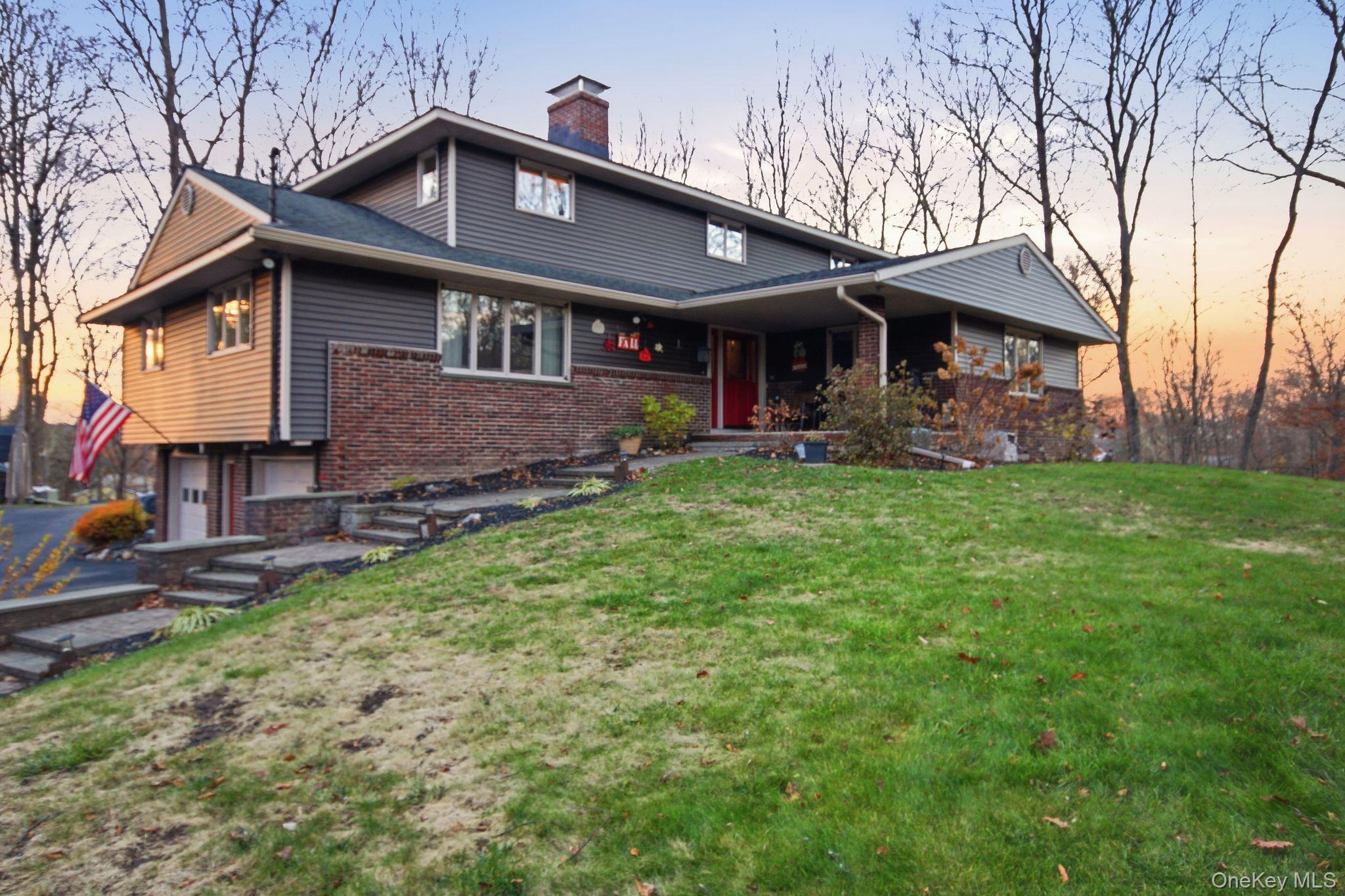 157 Roosevelt Road