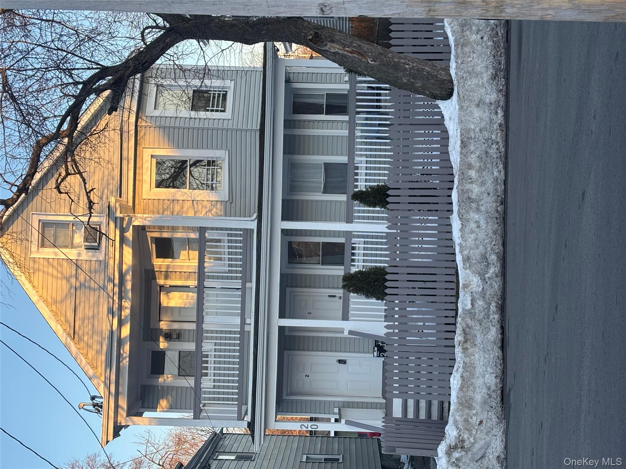 20 North White Street N White Street