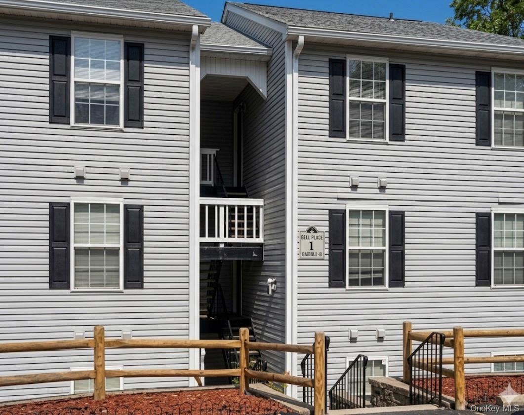 1 Lexington Hill Unit: 7