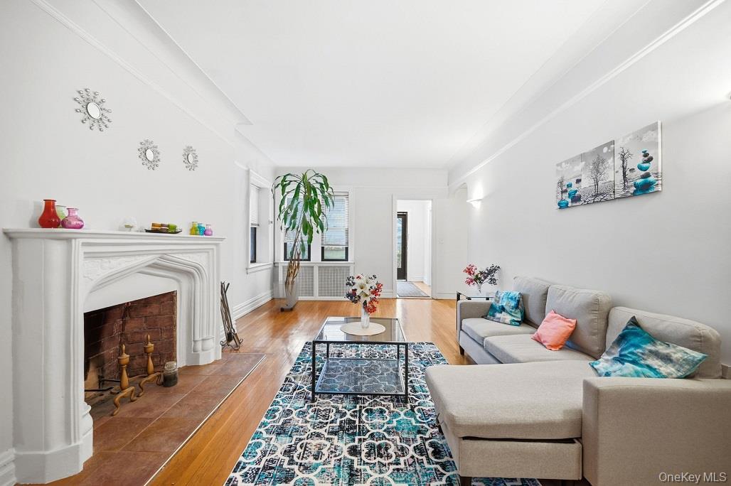 1 Franklin Avenue Unit: 1D