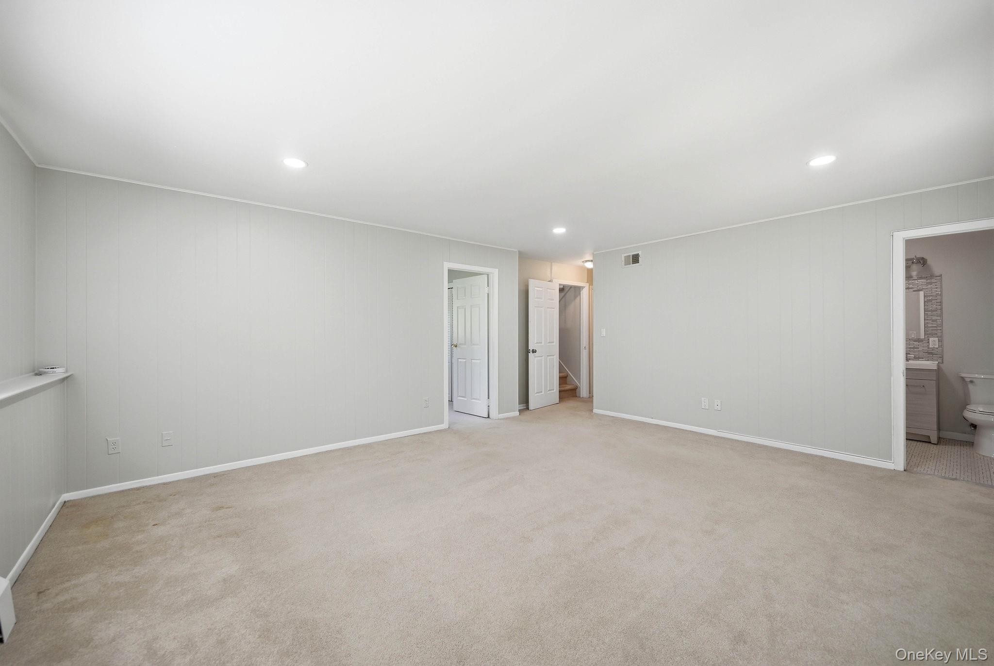 1 Muir Lane