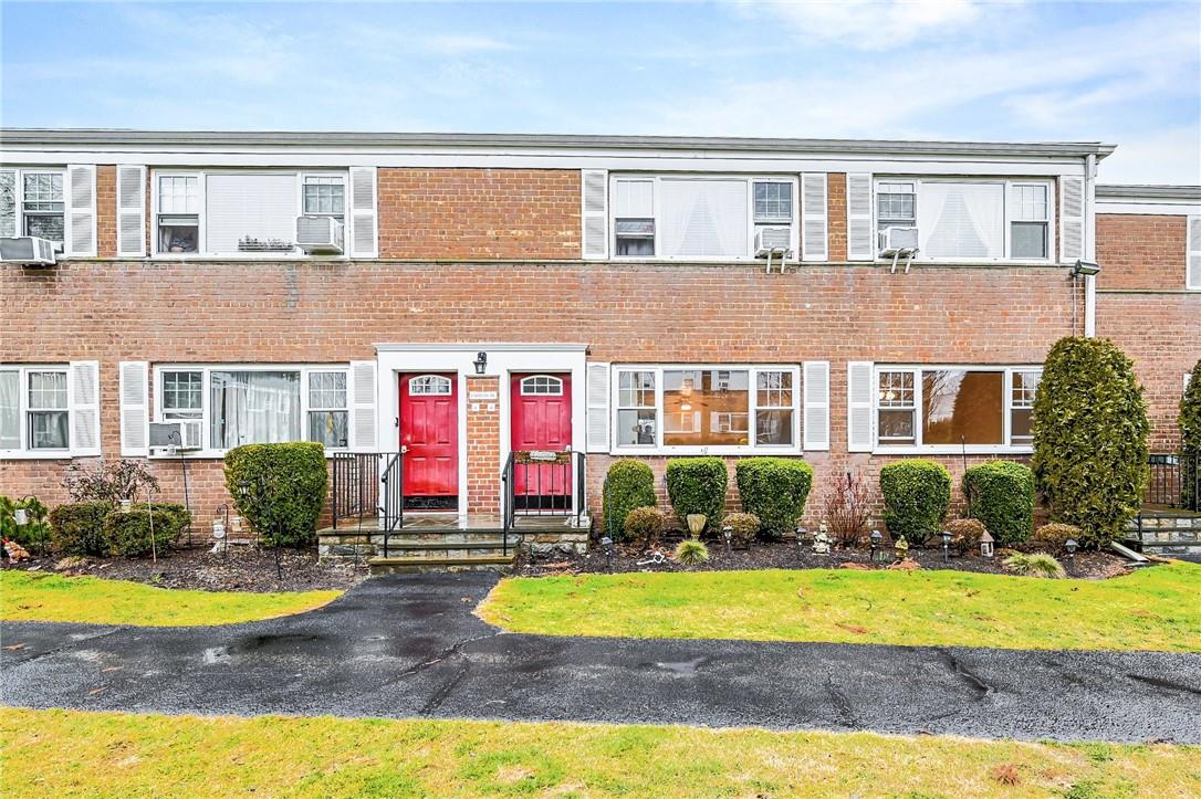 11 Westview Avenue Unit: 24-1