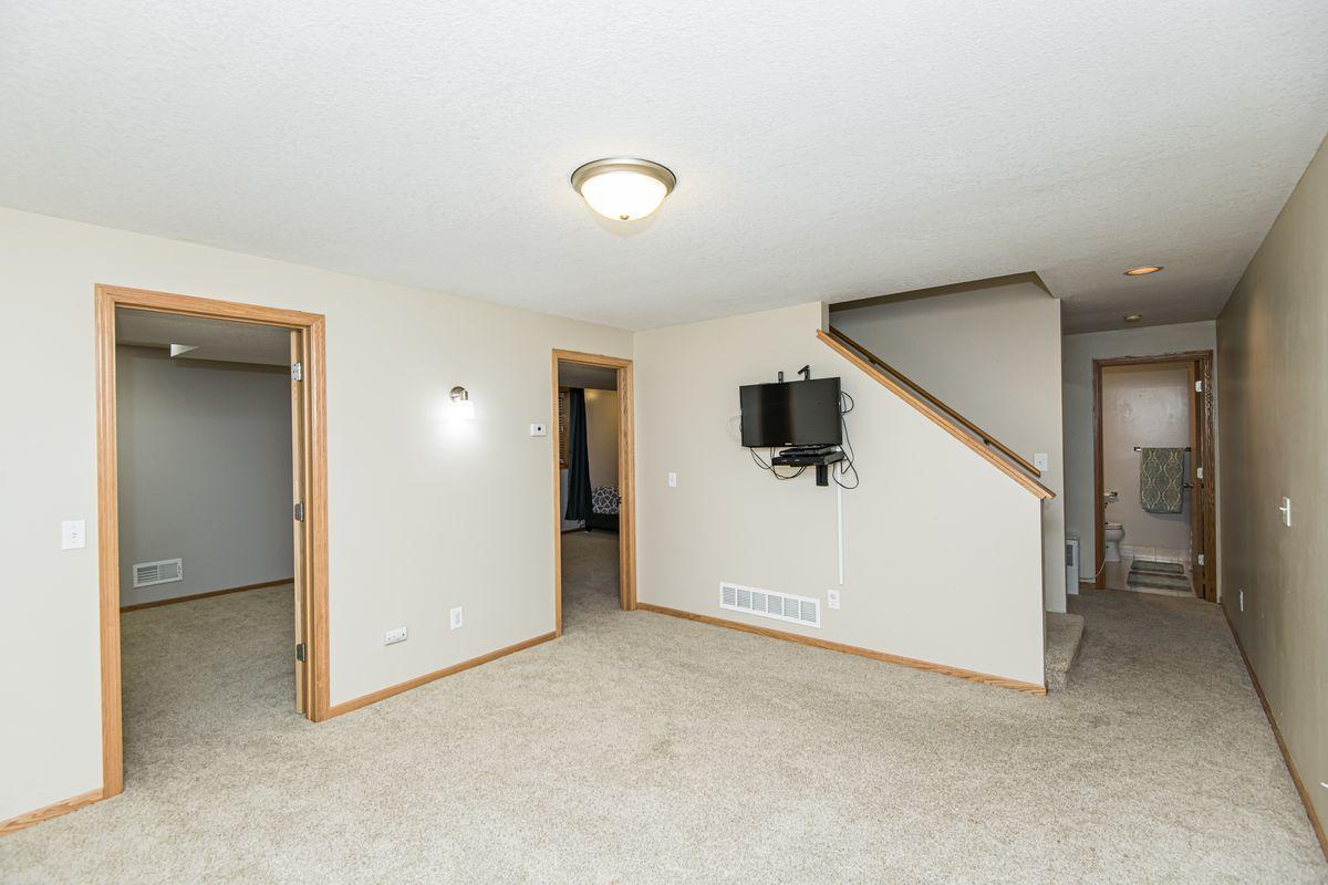 5319 Kensington Lane NW