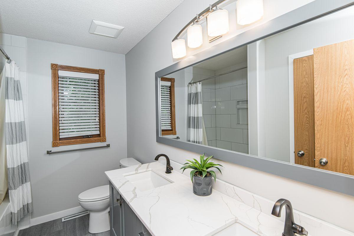 5319 Kensington Lane NW