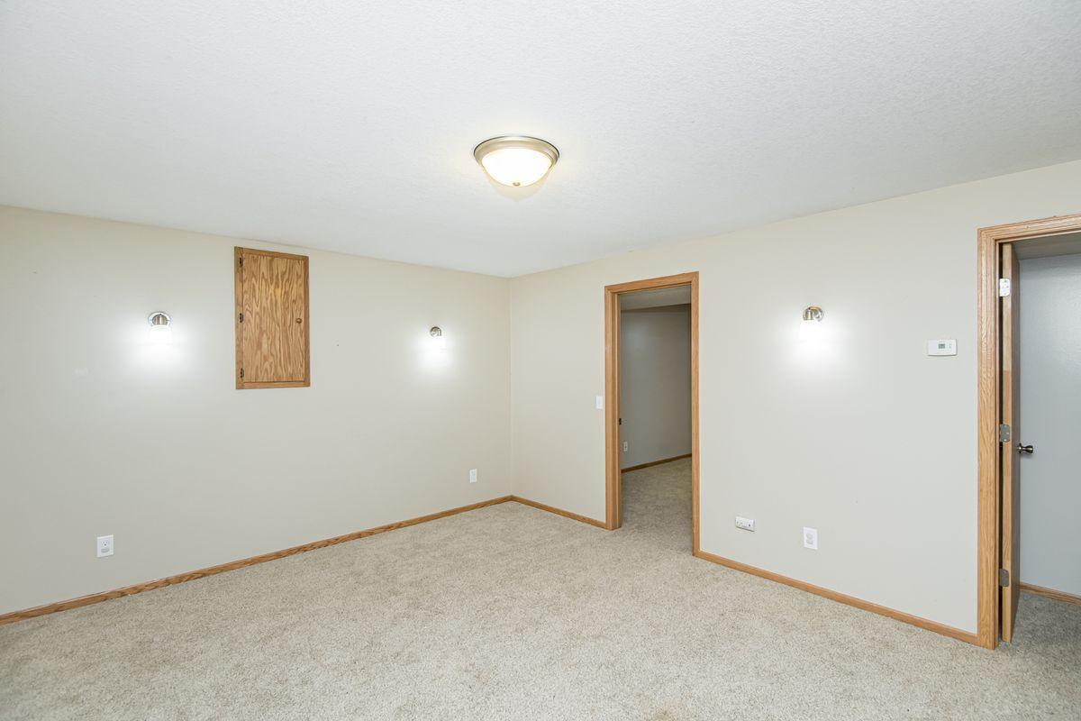 5319 Kensington Lane NW