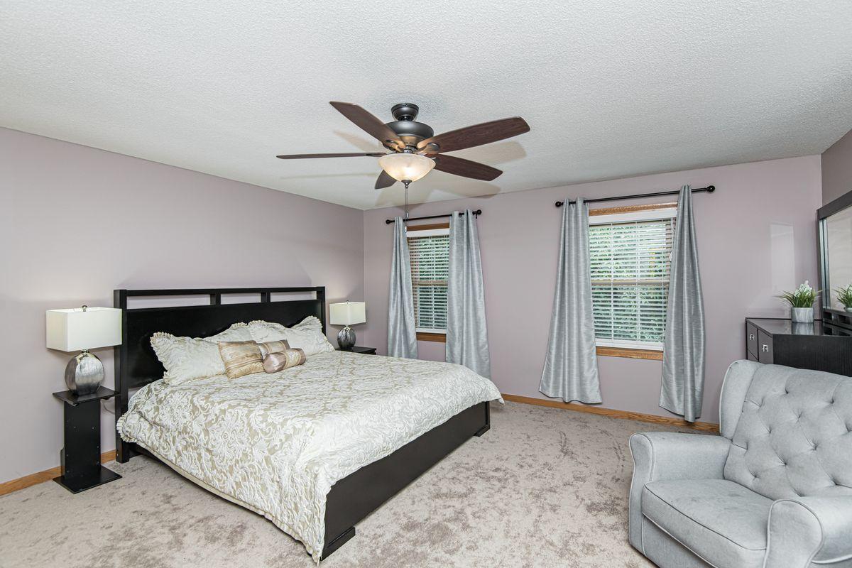 5319 Kensington Lane NW