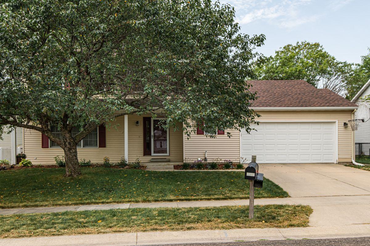 5319 Kensington Lane NW