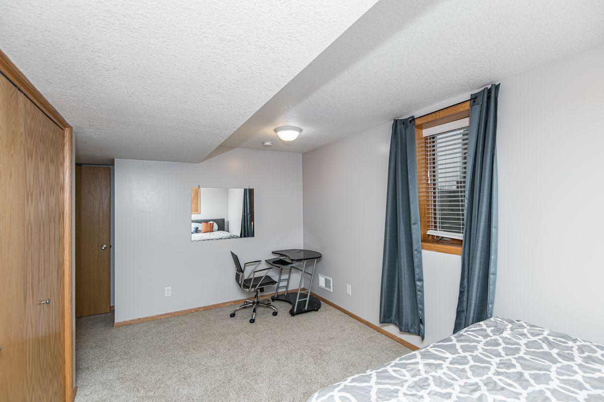 5319 Kensington Lane NW