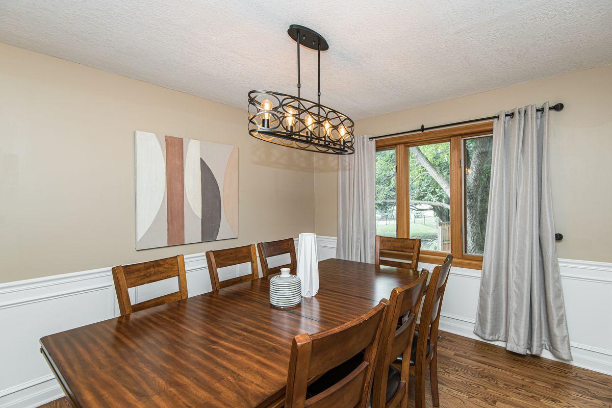 5319 Kensington Lane NW