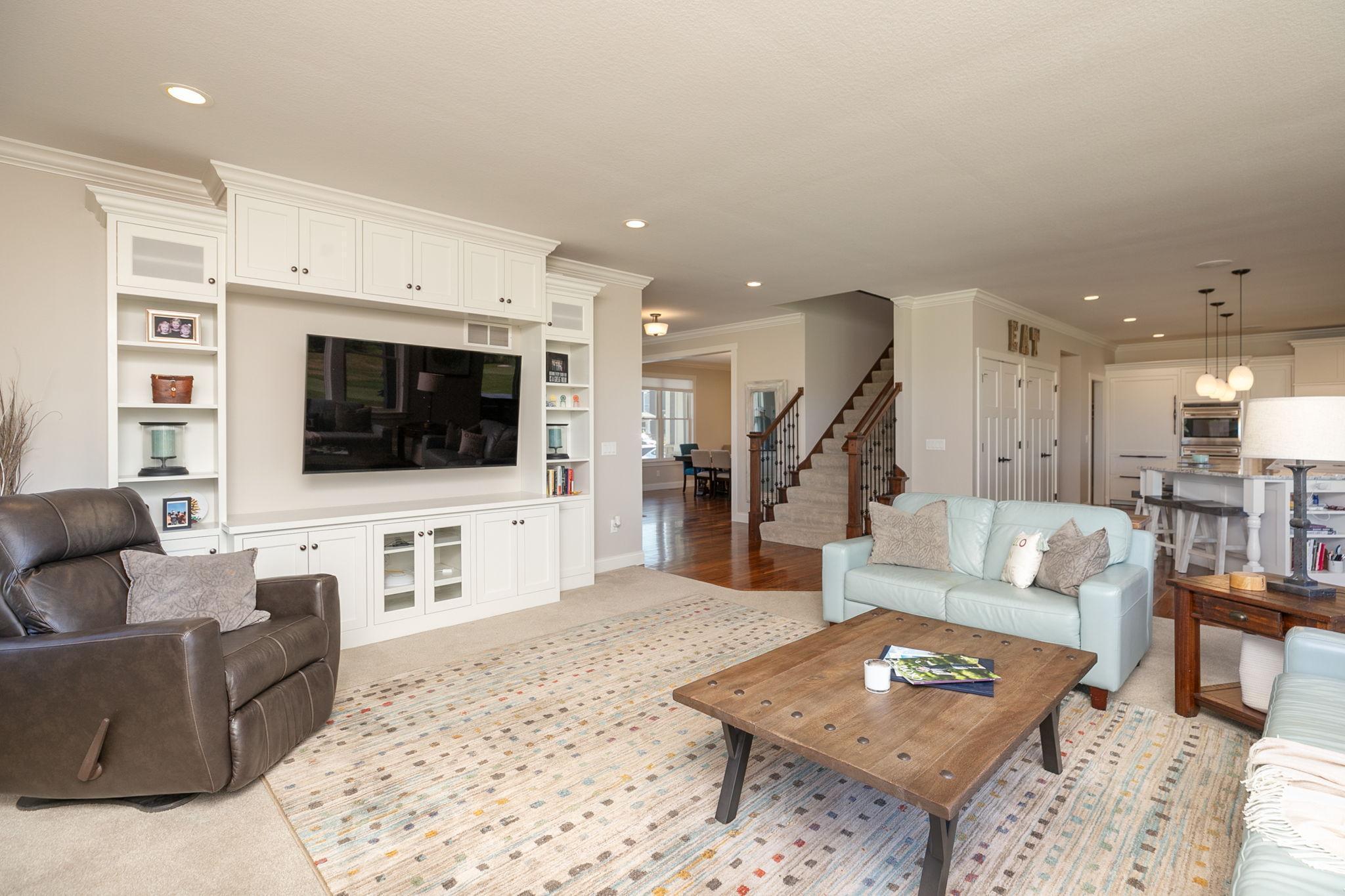 1817 Ancaster Drive NE