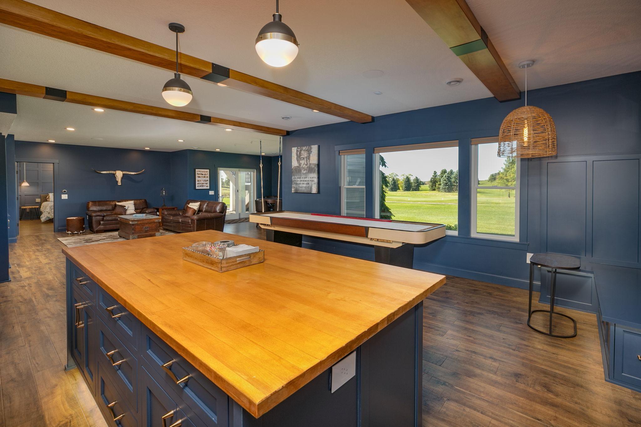 1817 Ancaster Drive NE