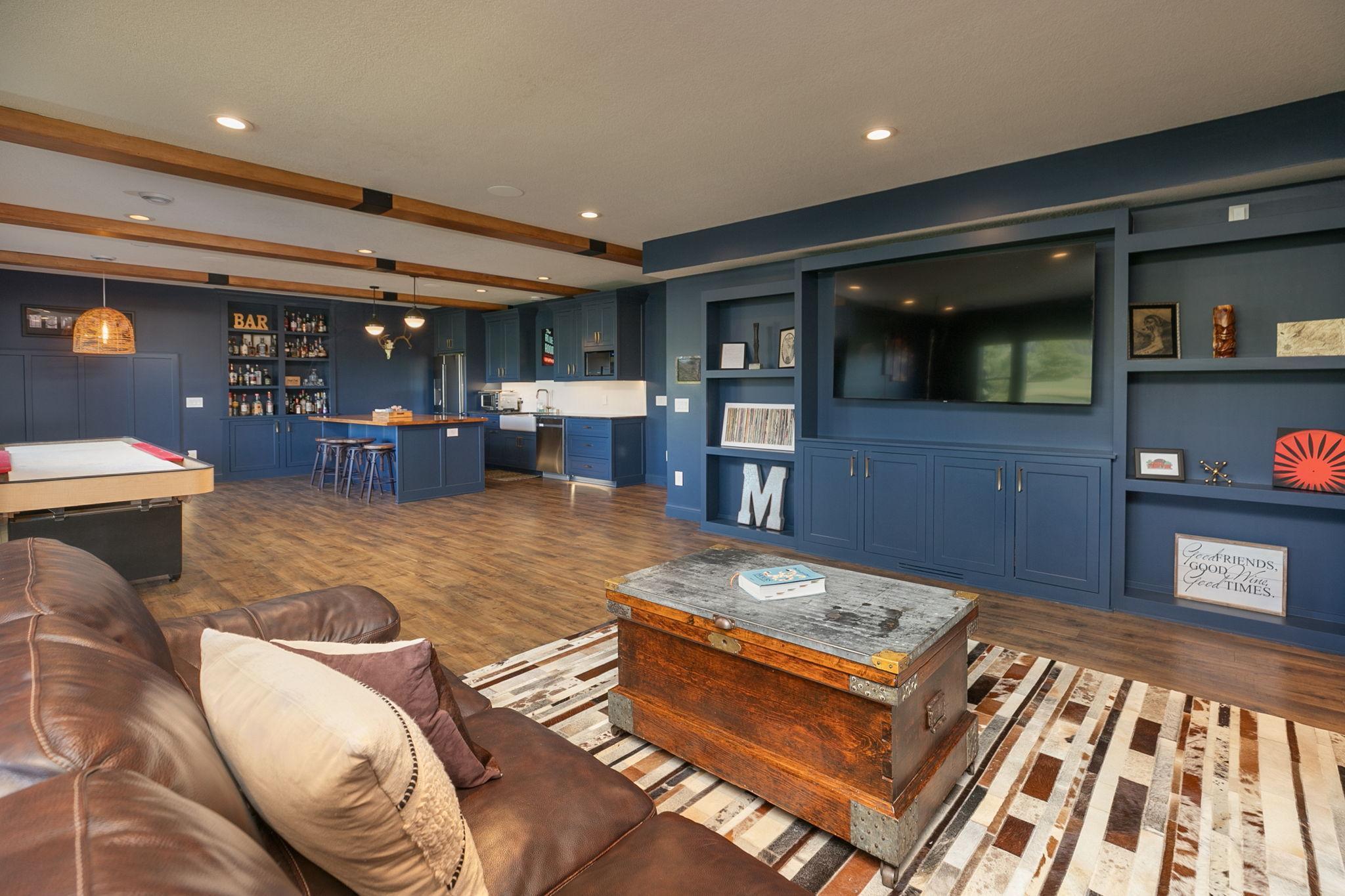 1817 Ancaster Drive NE