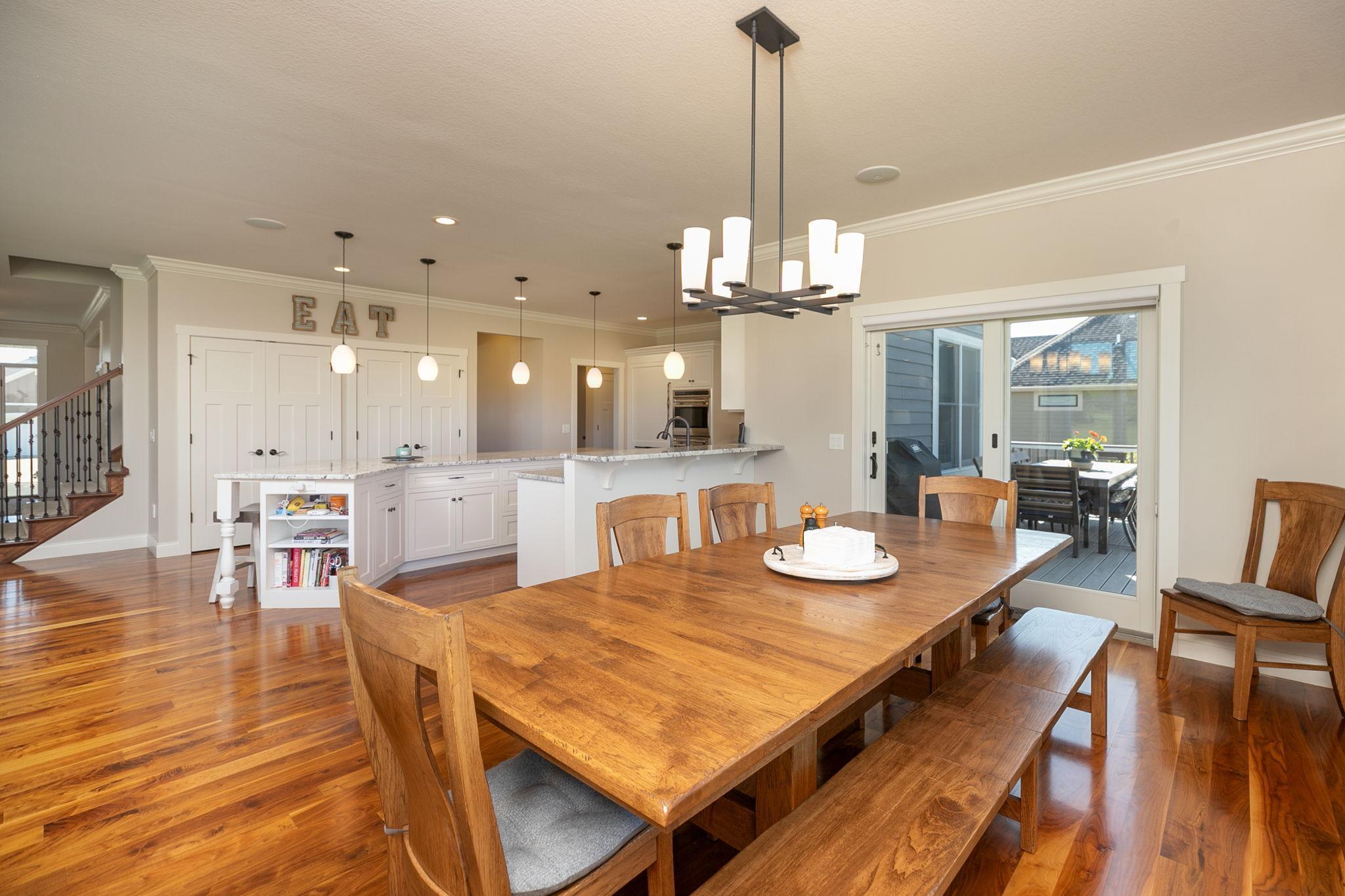 1817 Ancaster Drive NE