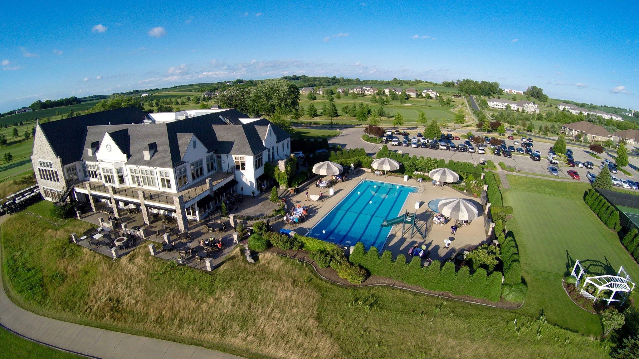 1817 Ancaster Drive NE