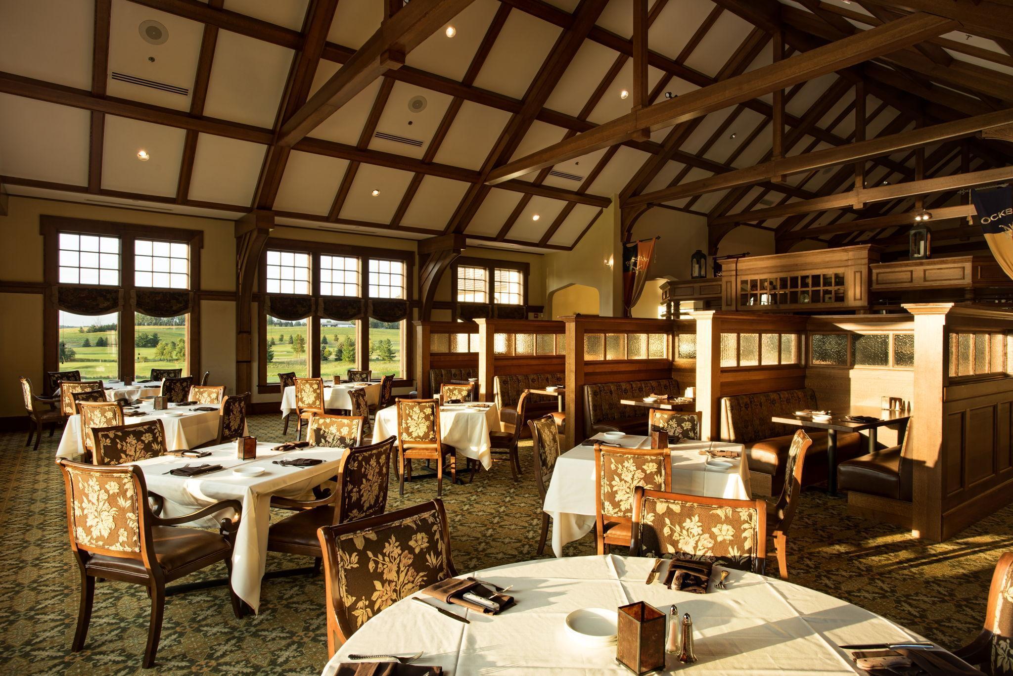 1817 Ancaster Drive NE