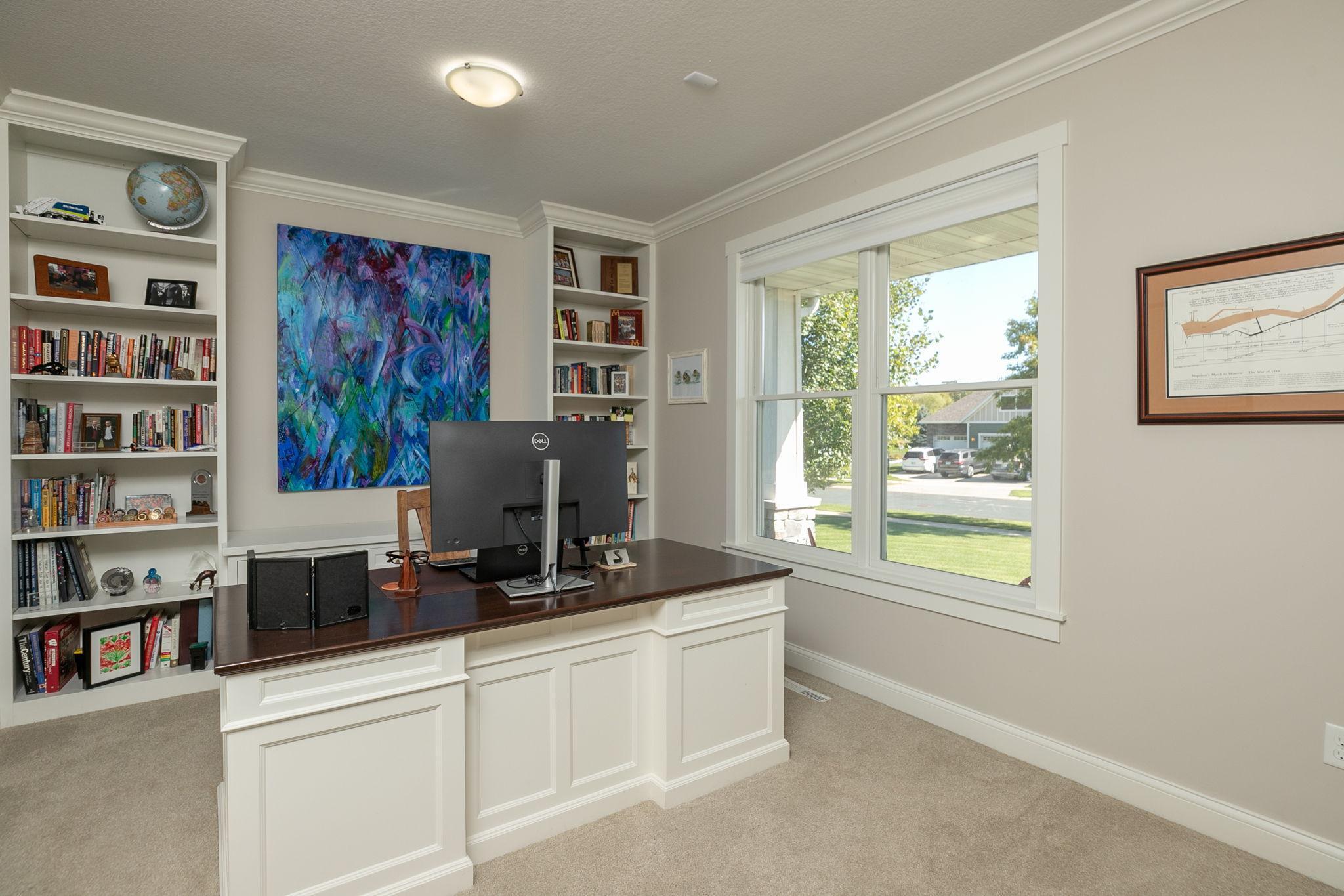 1817 Ancaster Drive NE