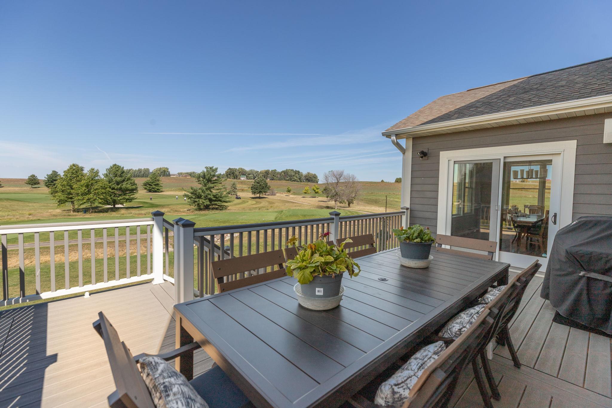 1817 Ancaster Drive NE