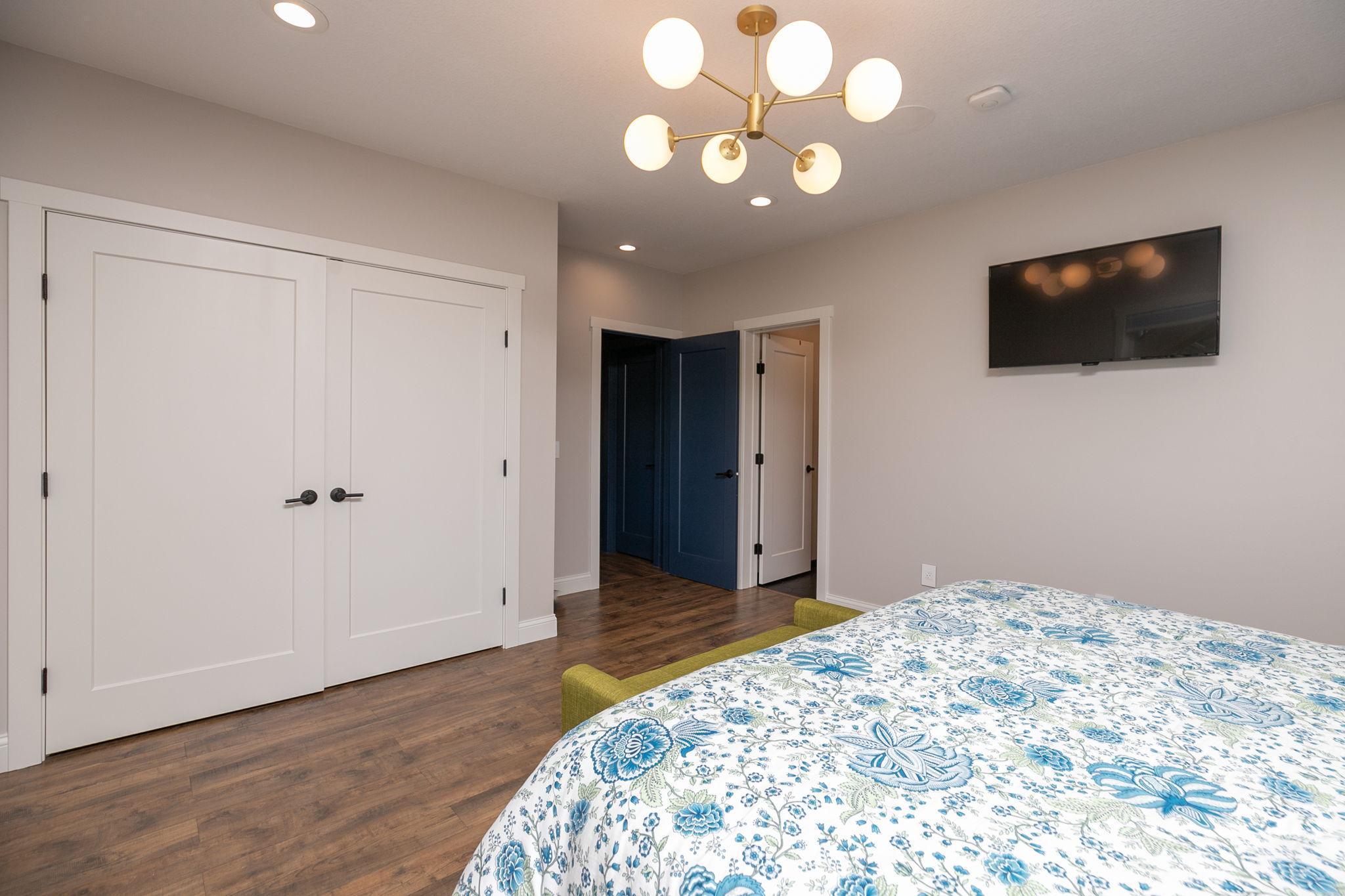 1817 Ancaster Drive NE